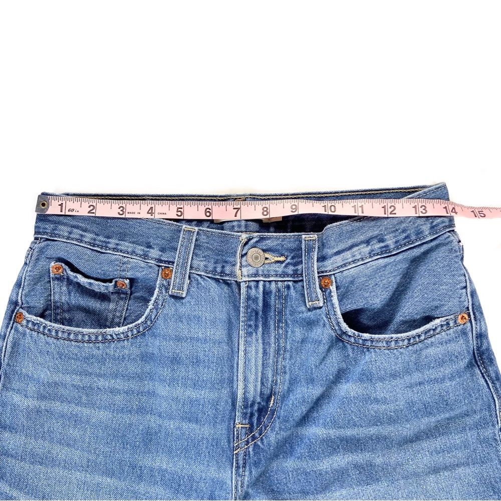 Levi’s Jeans Women’s Size 27 Low Pro Straight Distressed Medium Wash Blue Pants - Picture 10 of 13